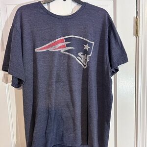 New England Patriots logo Tshirt - Men’s size XL